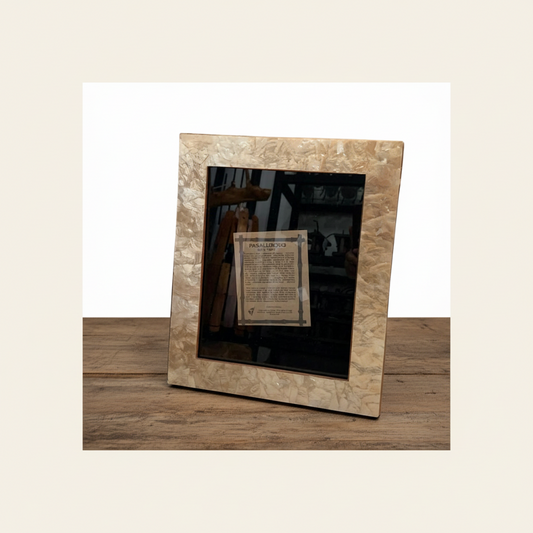 TUM - PICTURE FRAME 8X10